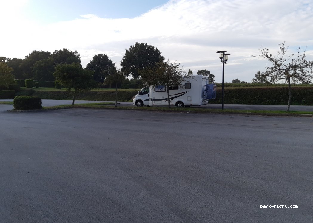 (56140) Ruffiac - 6 Rue du Stade — foto