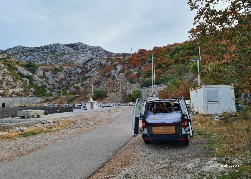 (53288) Vidovac Cesarički - Unnamed road — foto