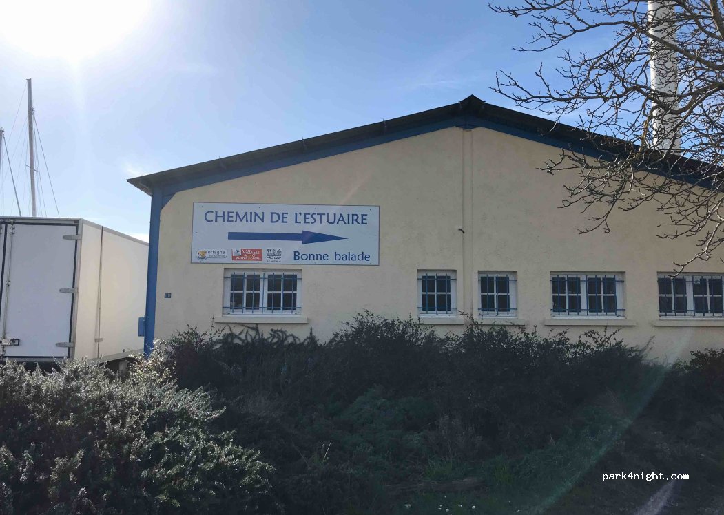 (17120) Mortagne-sur-Gironde - 3 Quai des Pêcheurs — foto 5