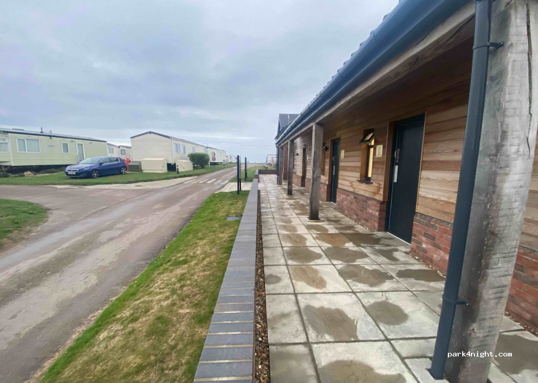 Laburnum Caravan Park — foto 2