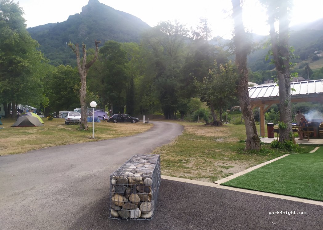 Camping Le Péguère — foto
