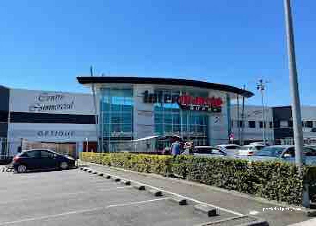 Aire camping-cars Pleine-Fougères — foto