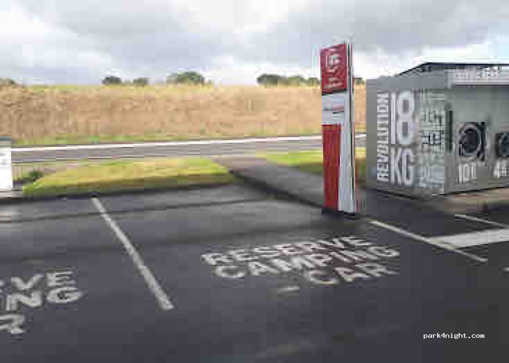 Aire camping-cars Pleine-Fougères — foto 2