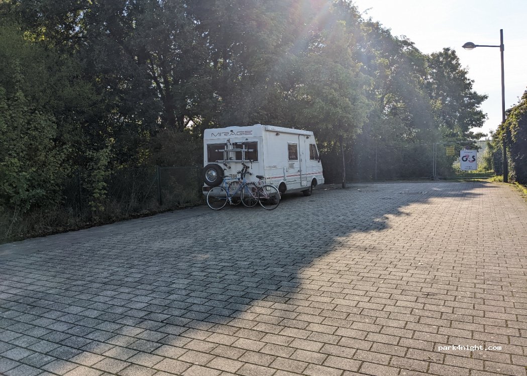 (2139) Luxembourg - 3 Rue Louise Michel — foto