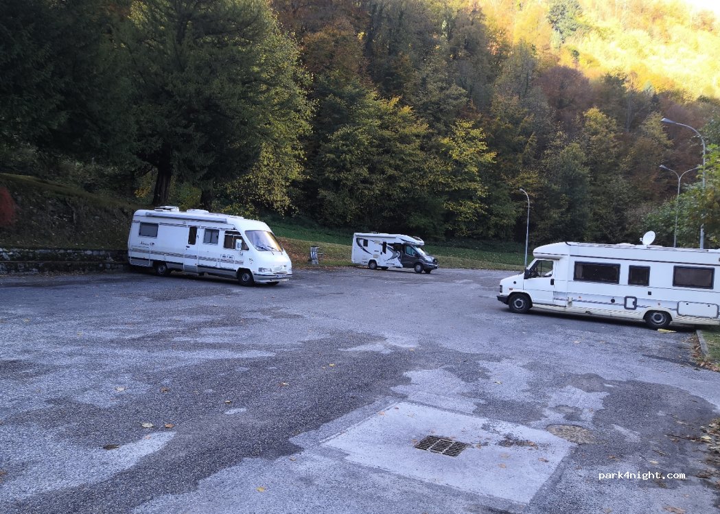 (65110) Cauterets - Avenue Charles Thierry — foto