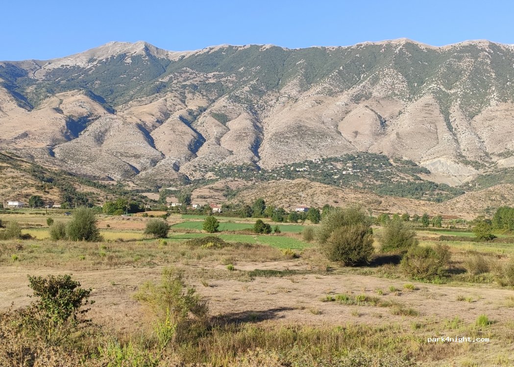 () Valarë - — foto 2