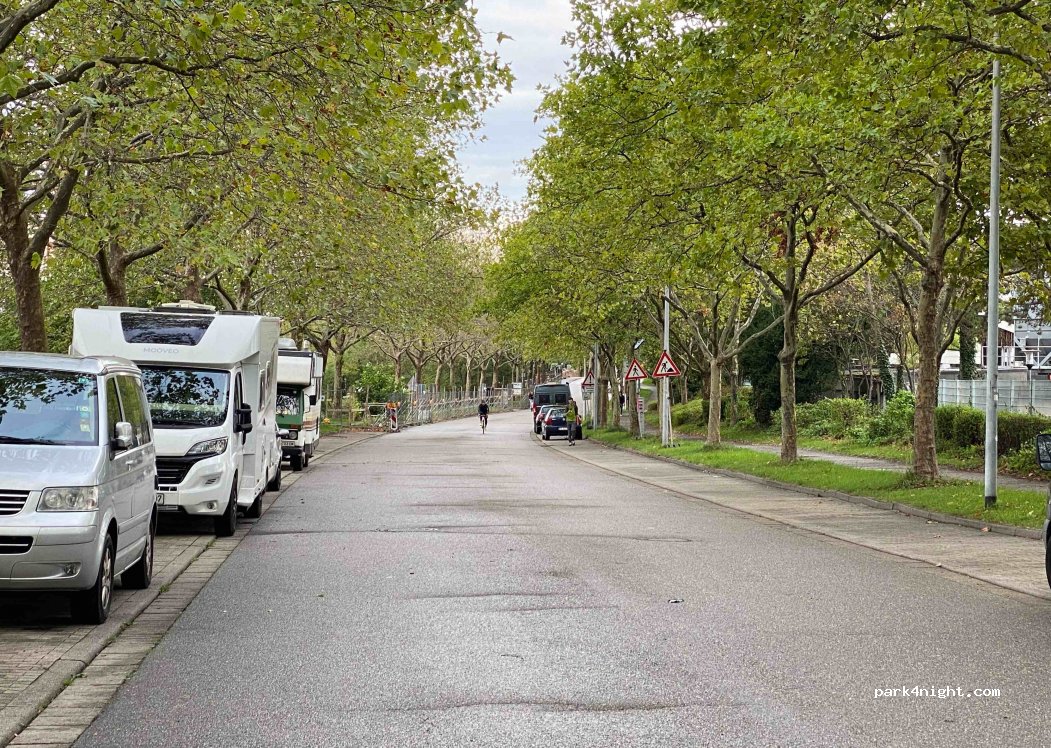 (79114) Freiburg im Breisgau - 17 Bissierstraße — foto 2