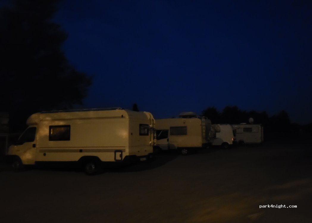 (921 01) Piešťany - 3463 Rekreačná — foto 4