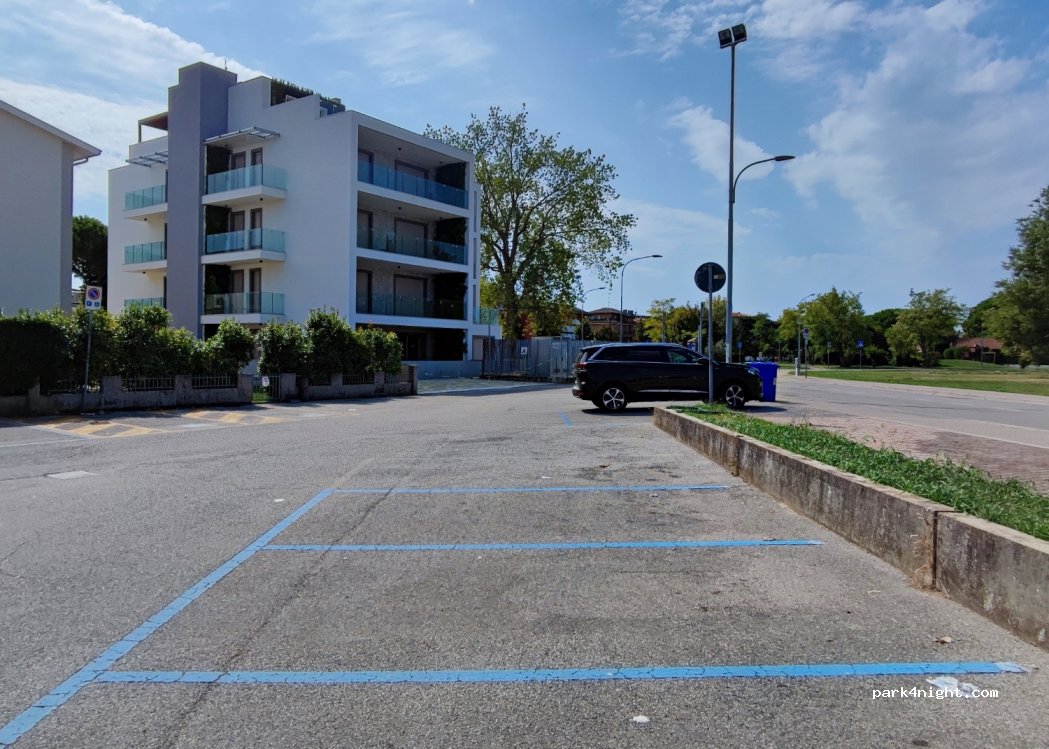 (30021) Caorle - 101 Viale dei Tropici — foto
