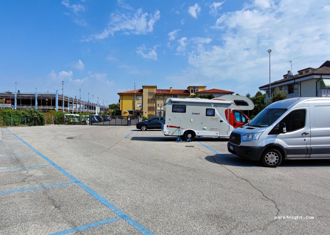(30021) Caorle - 101 Viale dei Tropici — foto 2