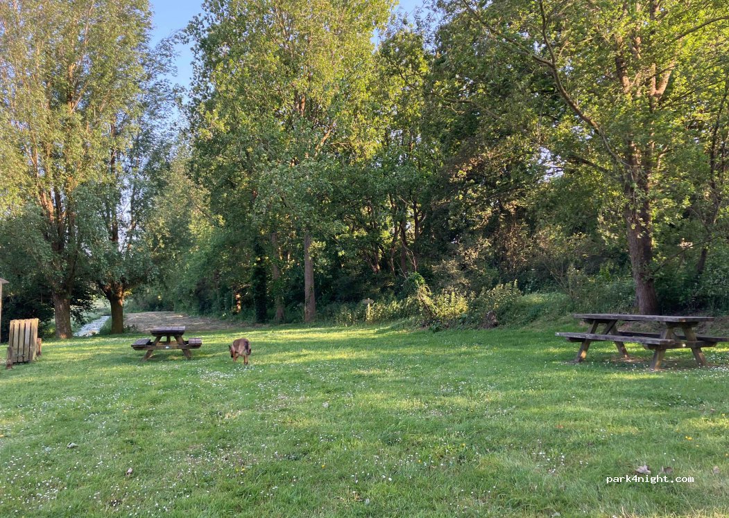 (50250) Saint-Sauveur-de-Pierrepont - 20 Le Bourg — foto 3