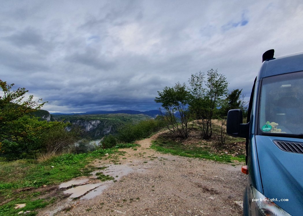 (W3XR+8PJ) Gradac - Narodnih Heroja — foto