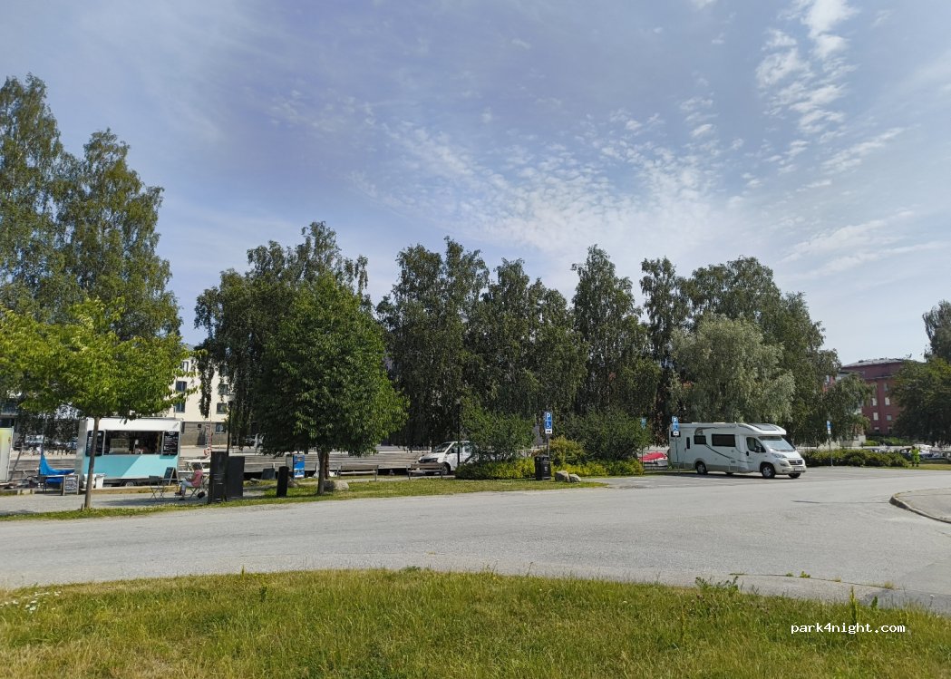 (184 40) Åkersberga - 12 Båthamnsvägen — foto 4