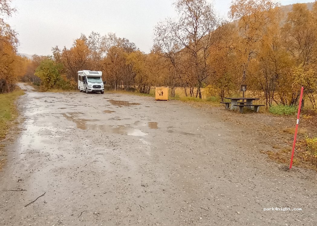 (9826) Sirma - 9615 Deanugeaidnu — foto 2