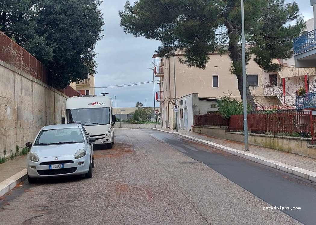 (75100) Matera - 93 Via Dante Alighieri — foto 2