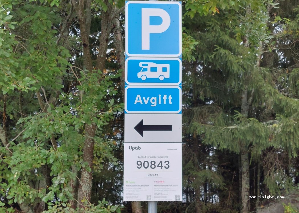 (905 71) Hörnefors - Unnamed Road — foto 2