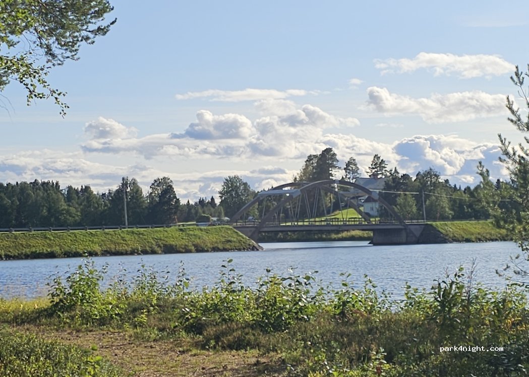 (921 95) Rusele - 1 Östra RUSELE — foto 2