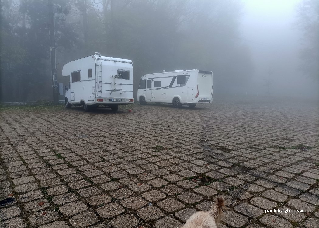 (902 01) Pezinok - — foto