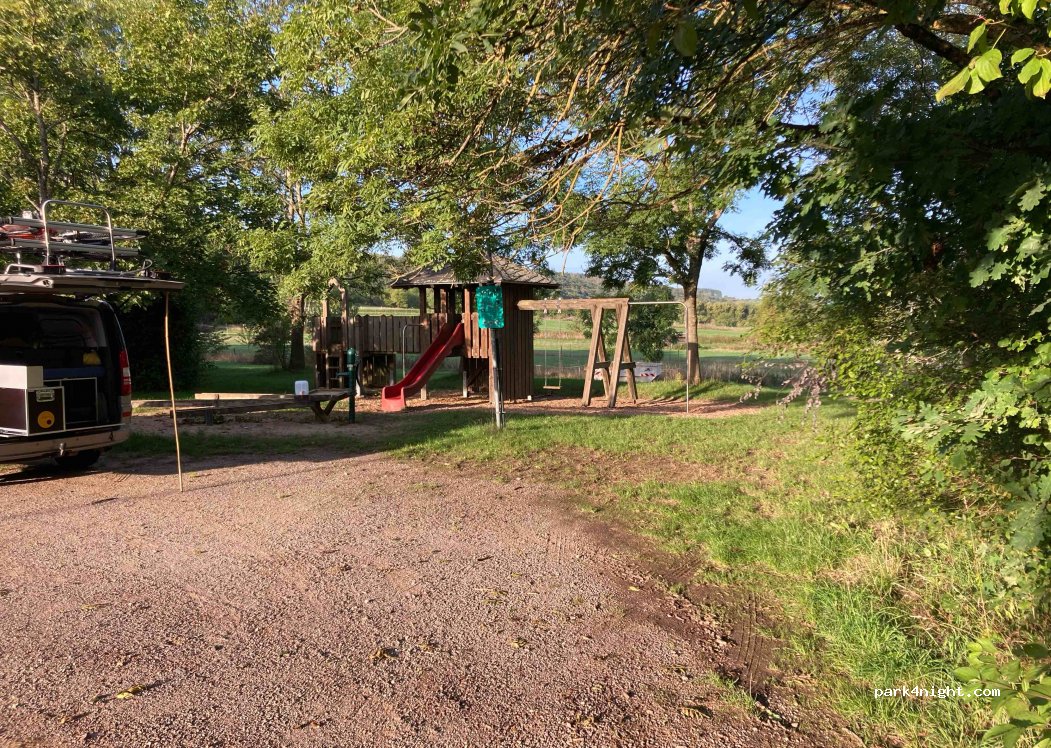 (54329) Konz-Niedermennig - 19 In der Maarwiese — foto 2