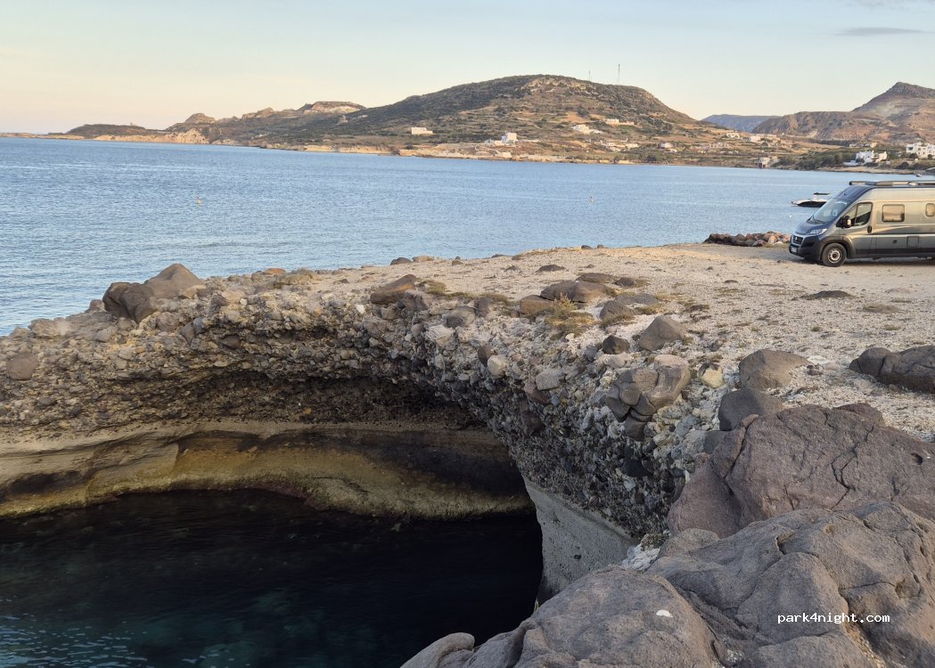 (848 00) Pollonia - Unnamed Road — foto 2
