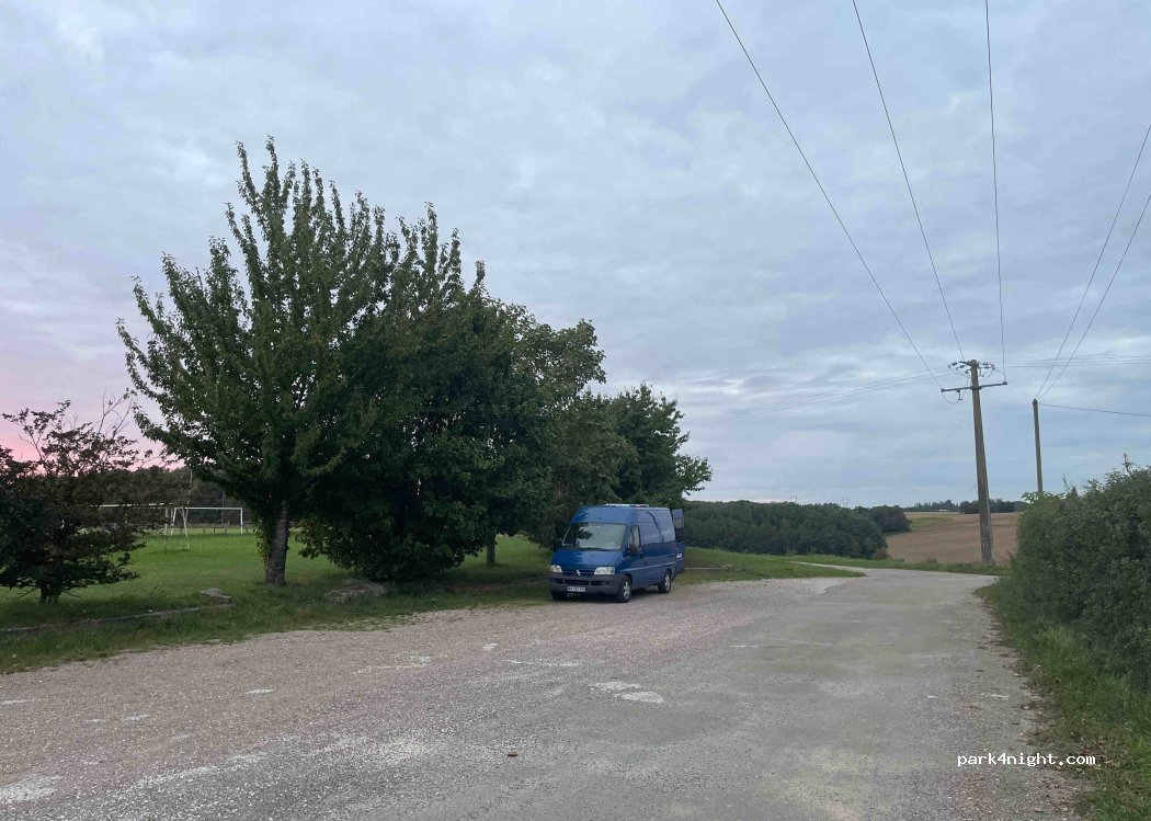 (89500) Égriselles-le-Bocage - 7 Rue du Champ de Foire — foto 2