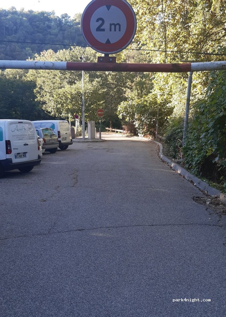 (06560) Valbonne - 246 Avenue de Pierrefeu — foto 2