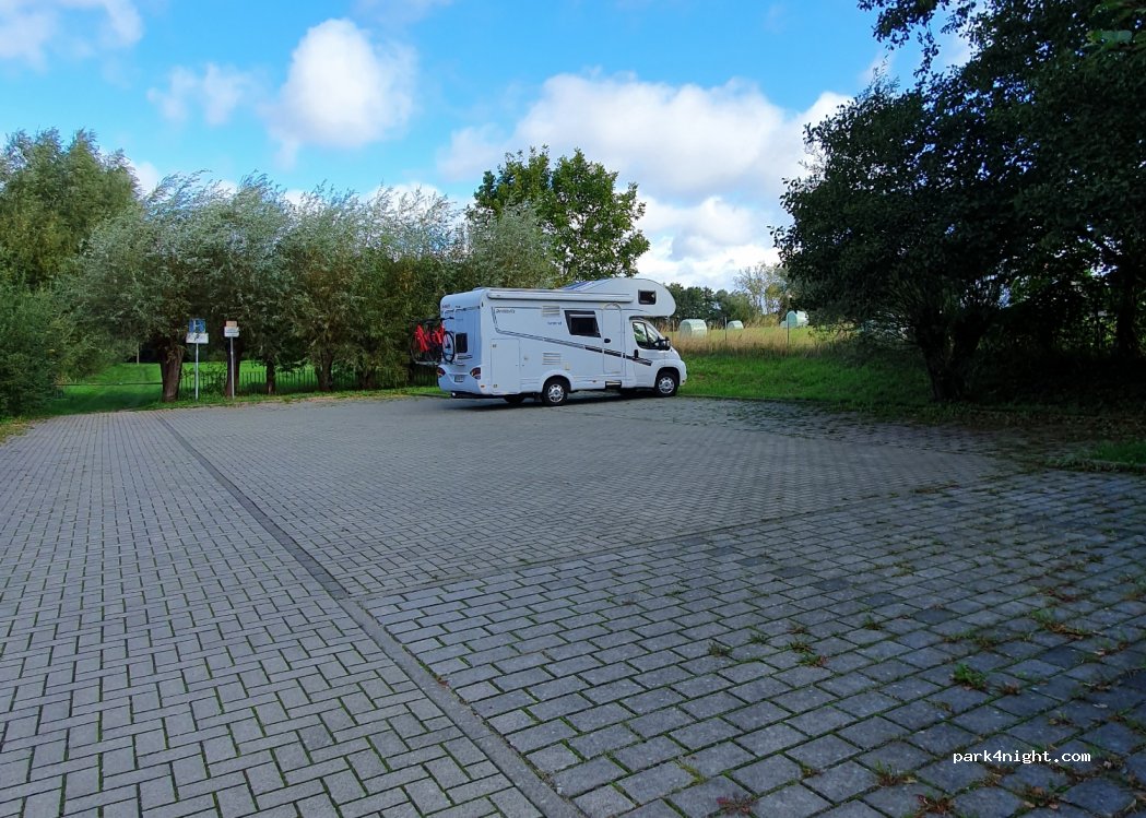 (18276) Mühl Rosin - 5 Zum Gutshof — foto