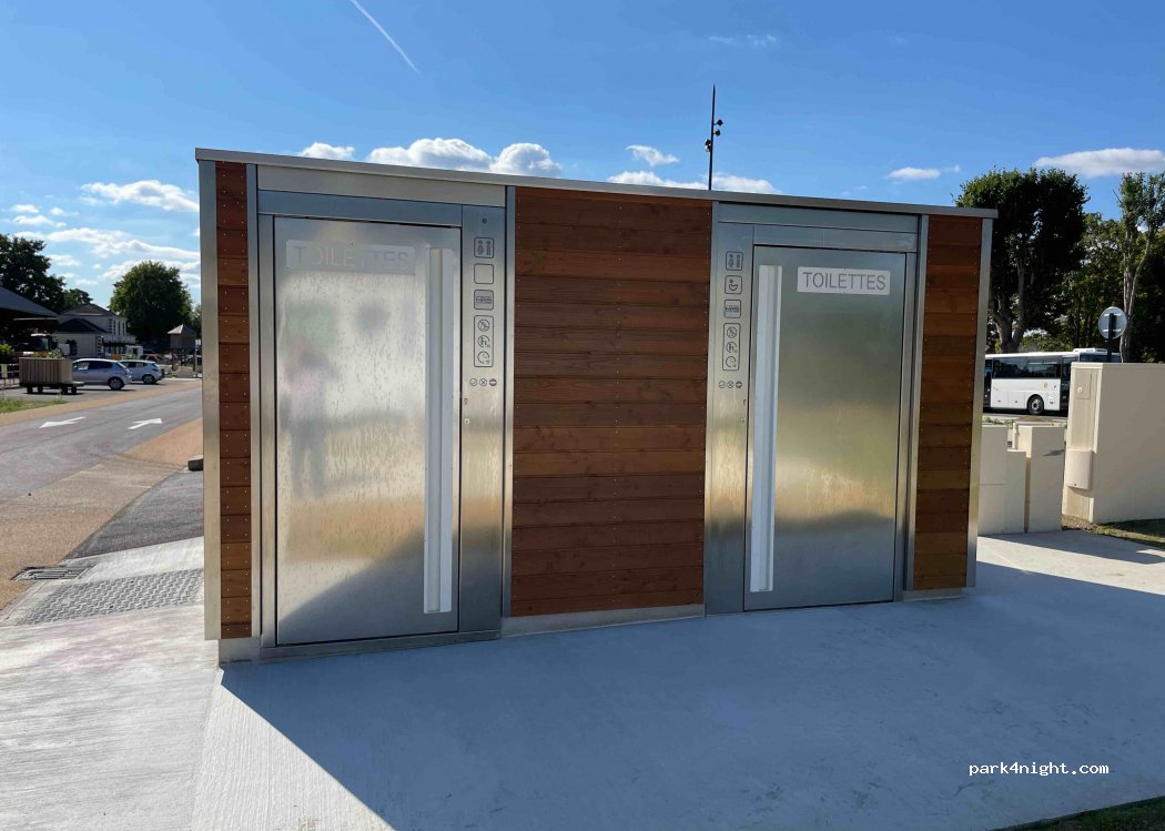 Aire de camping-cars de Pacy-sur-Eure — foto