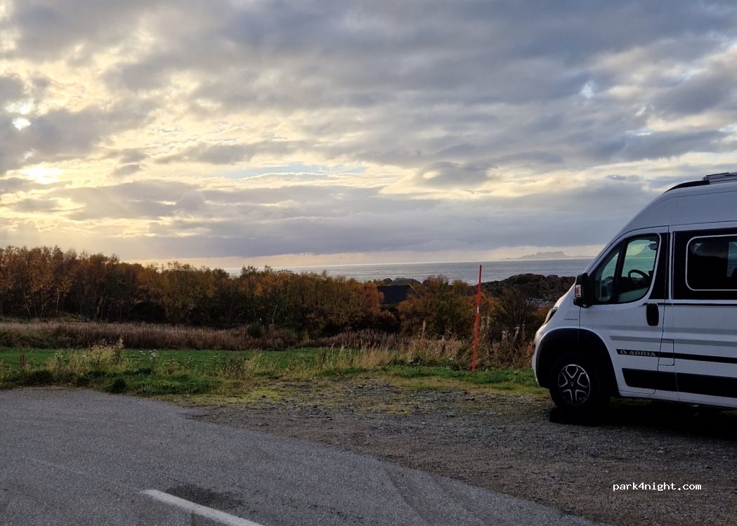 (8450) Stokmarknes - Yttersida — foto 3