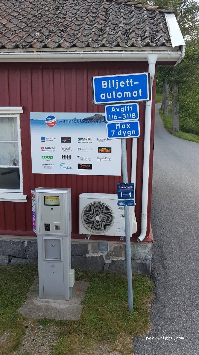 (452 37) Strömstad - 4 Surbrunnsstigen — foto