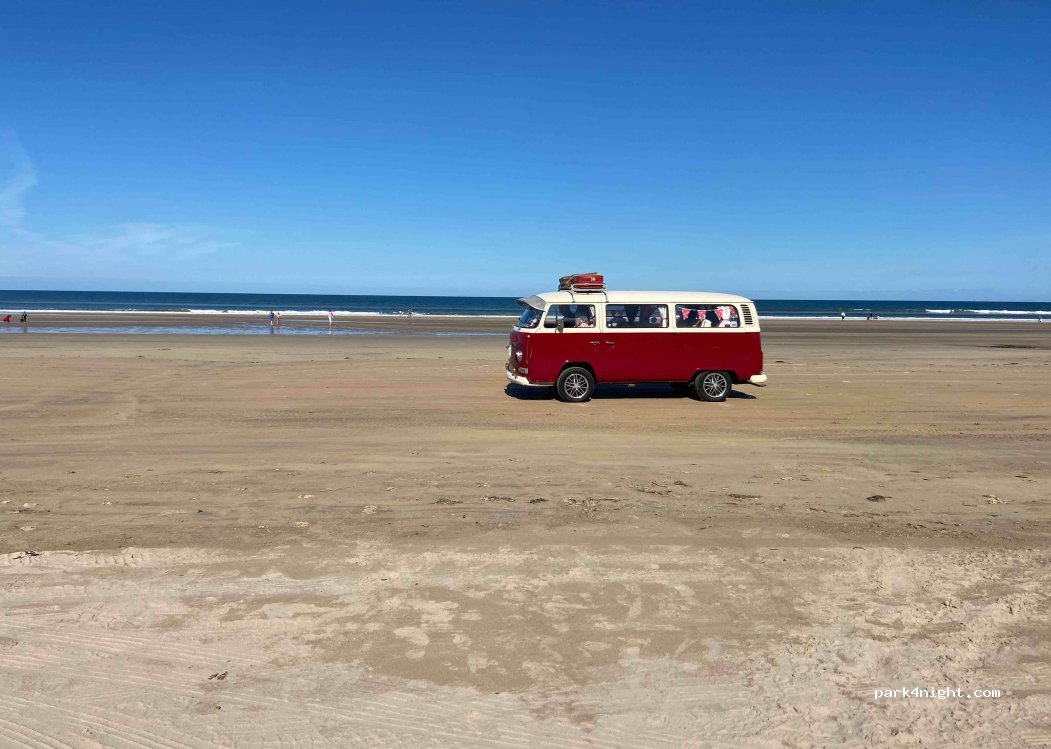 (BT51 4SD) Coleraine - Seacoast Road, Castlerock — foto