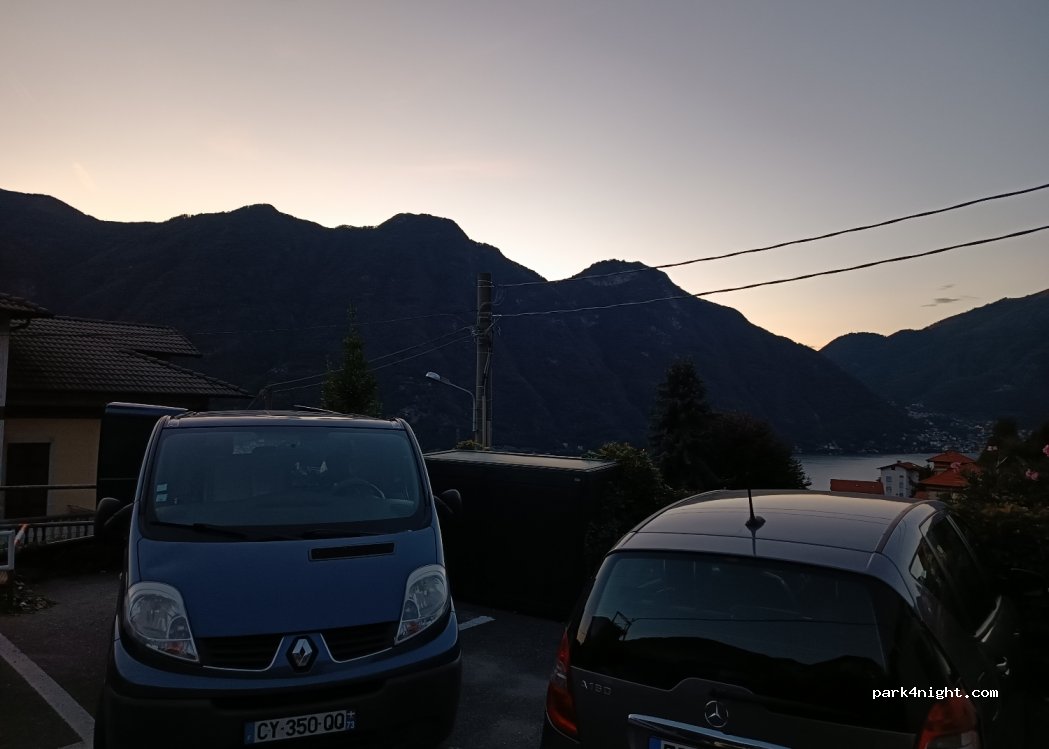 (22020) Nesso - 28 Via Onzanigo — foto
