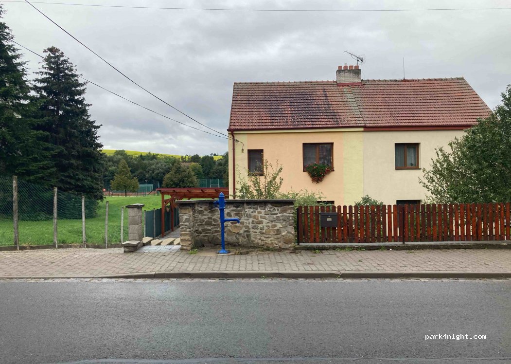 (687 06) Velehrad - 82 Salašská — foto