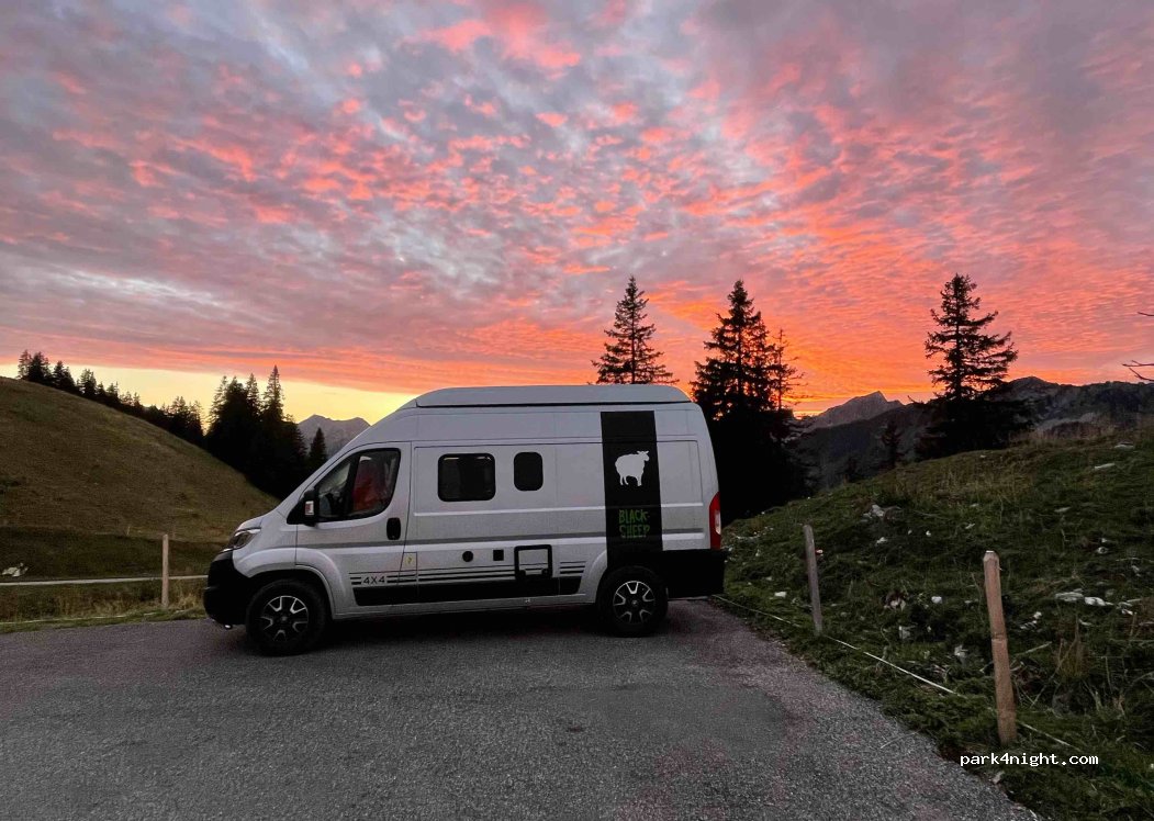 (3766) Boltigen - Unnamed Road — foto 2