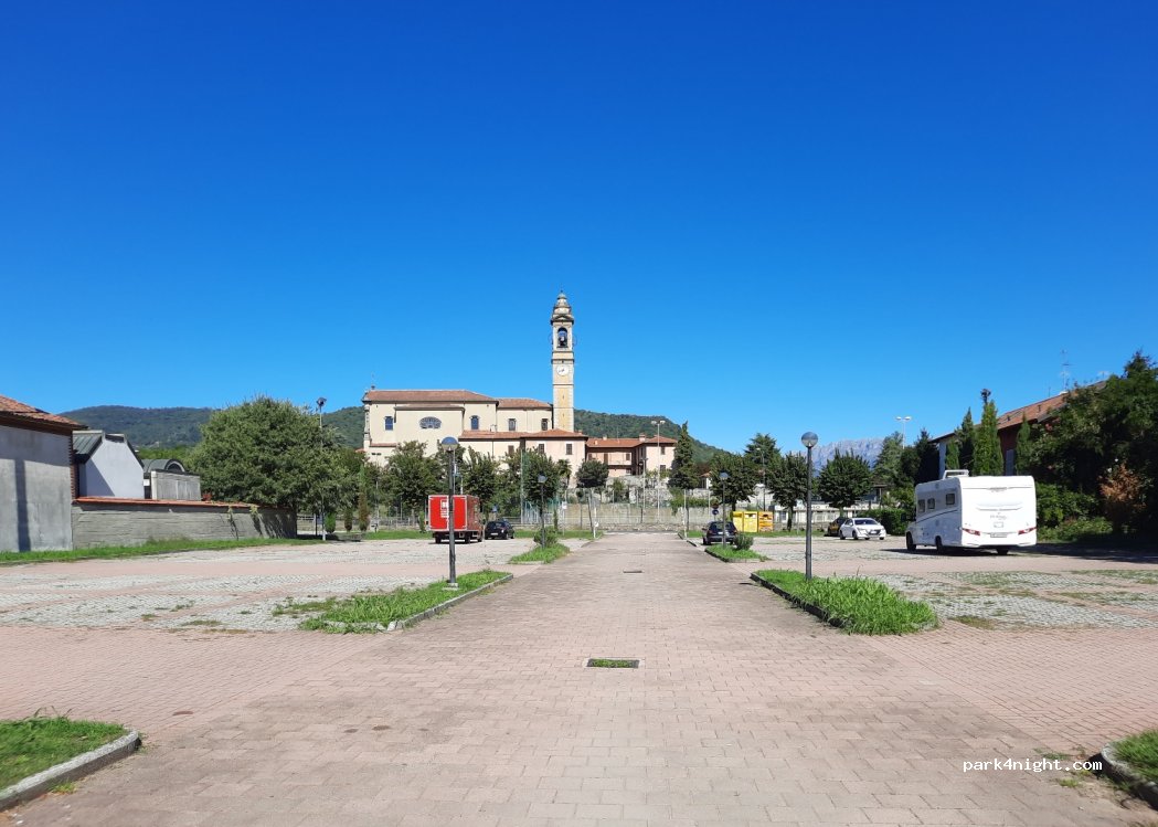 (23885) Calco - 75 Via San Vigilio — foto