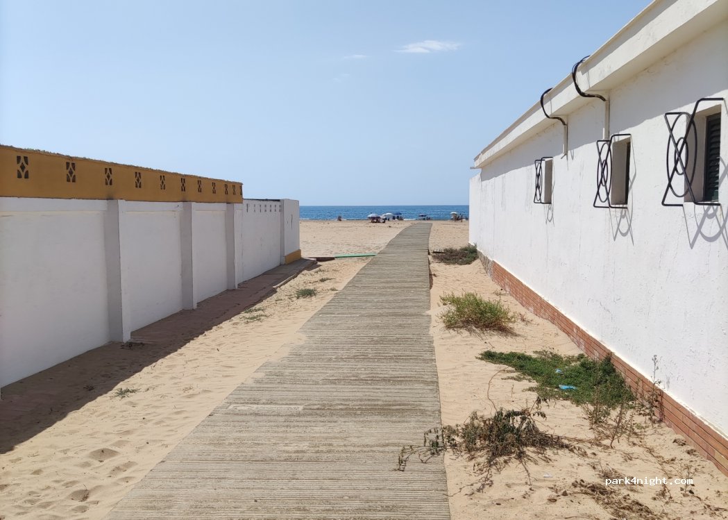 (21100) Punta Umbría - 24 Calle Miramar — foto