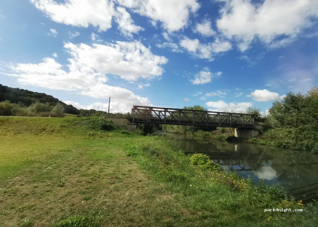(02380) Landricourt - 1 Hameau de Courson — foto 3