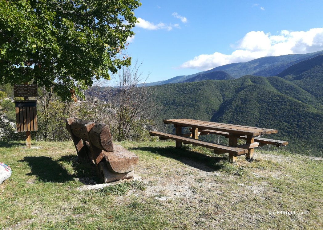 (06910) Sigale - Bd du Cross — foto