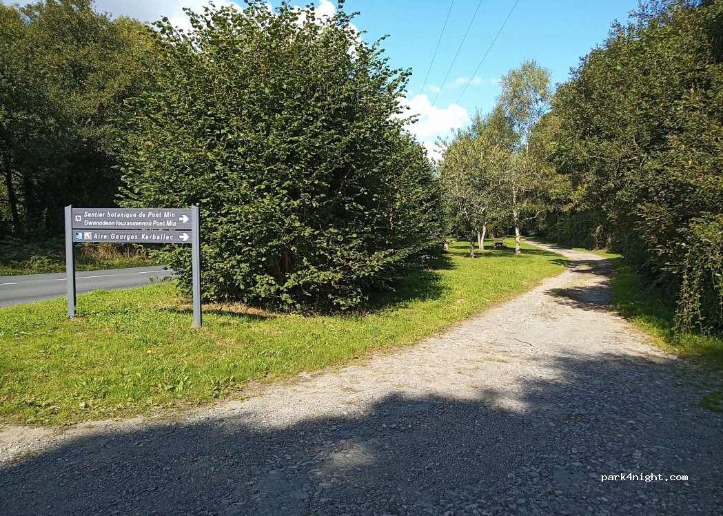 (22860) Plourivo - 2 Route de Pont Min — foto