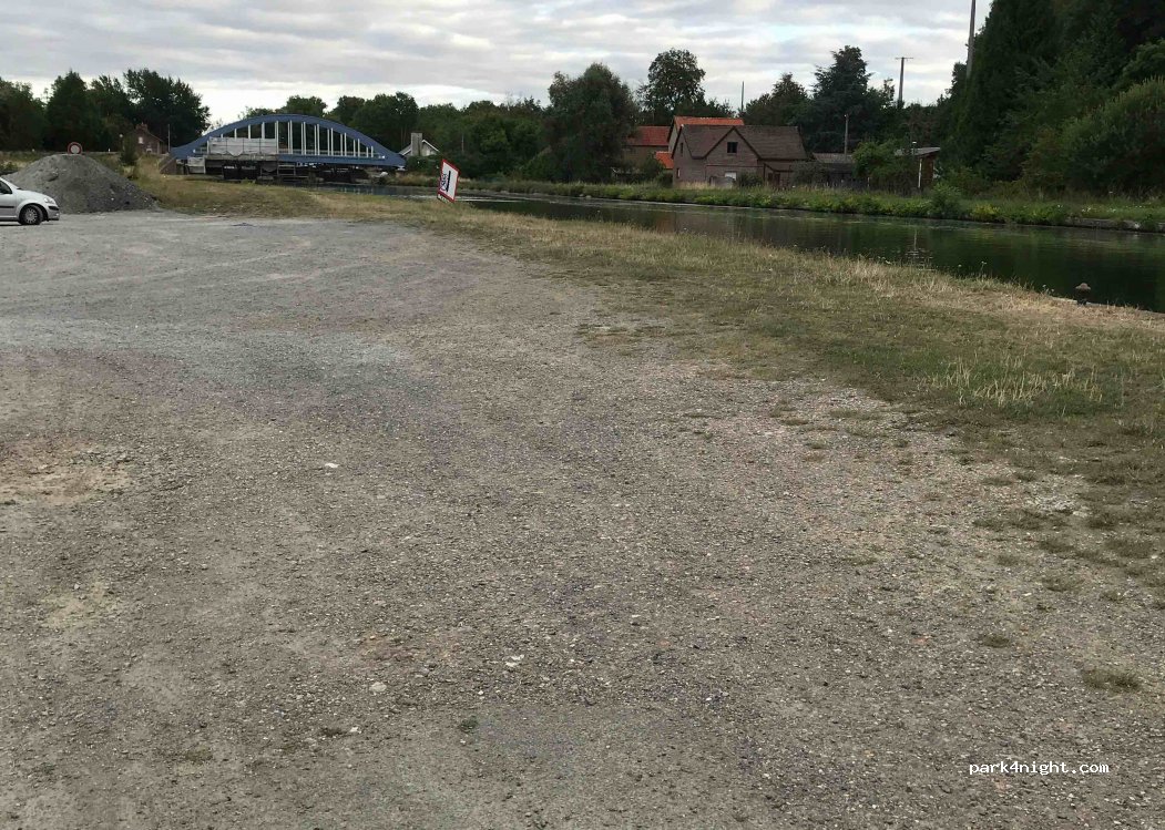 (59258) Crèvecœur-sur-l'Escaut - 26 Rue du Moulin — foto
