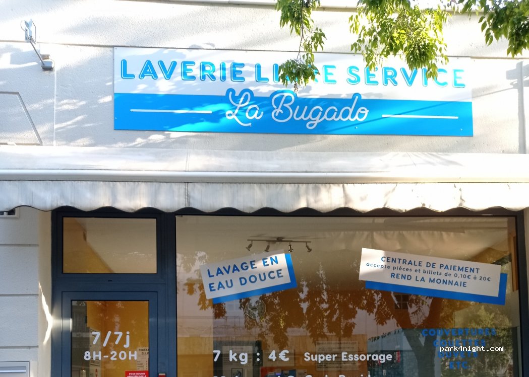 (04800) Gréoux-les-Bains - 2 Avenue des Thermes — foto