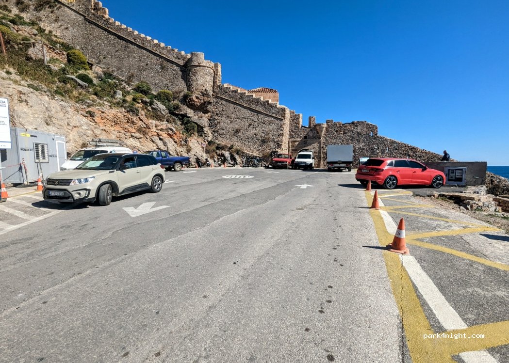 (230 70) Monemvasia - 2-31 Ethniki Odos Monemvasias Krokeon — foto 2