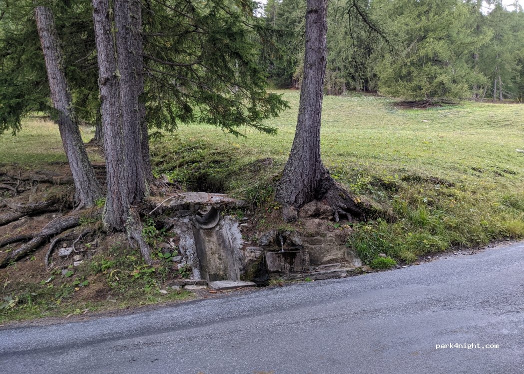(04400) Uvernet-Fours - D908 — foto 2
