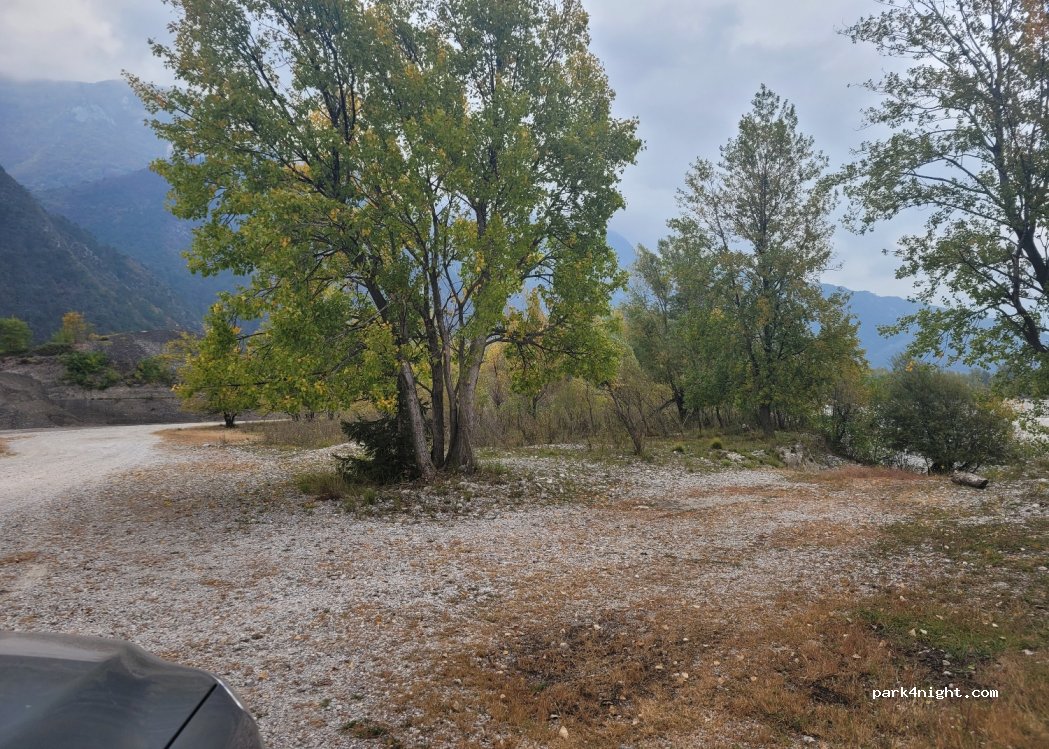 (33020) Udine - Unnamed Road — foto