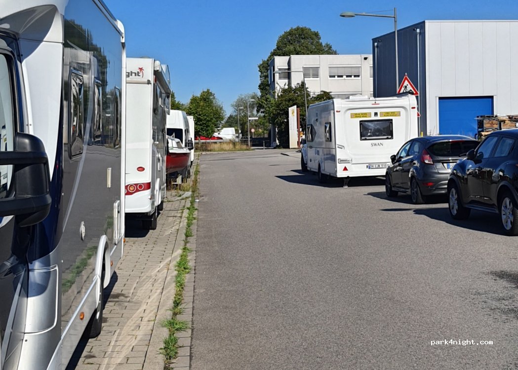(69124) Heidelberg - 24 Schlosskirschenweg — foto