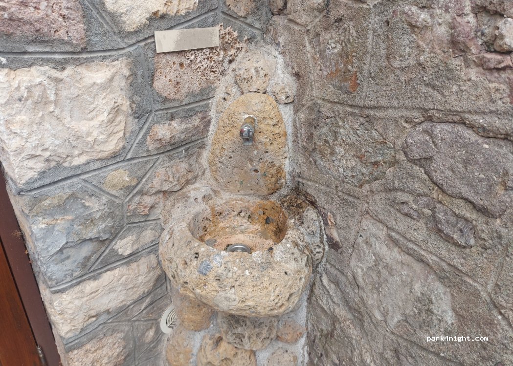 (06420) Saint-Sauveur-sur-Tinée - 11 Rue Hongran — foto 3