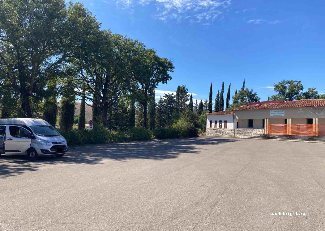 (56030) San Giovanni - 1 Piazza della Chiesa — foto