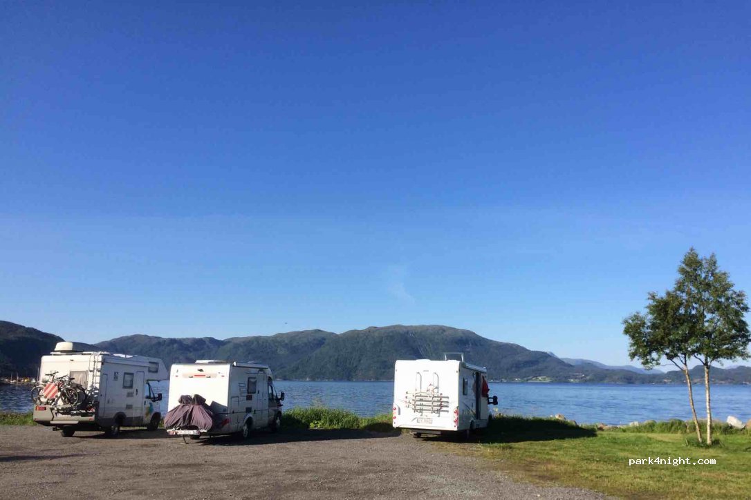 (6680) HALSA - 170 Fylkesveg 351 — foto 2
