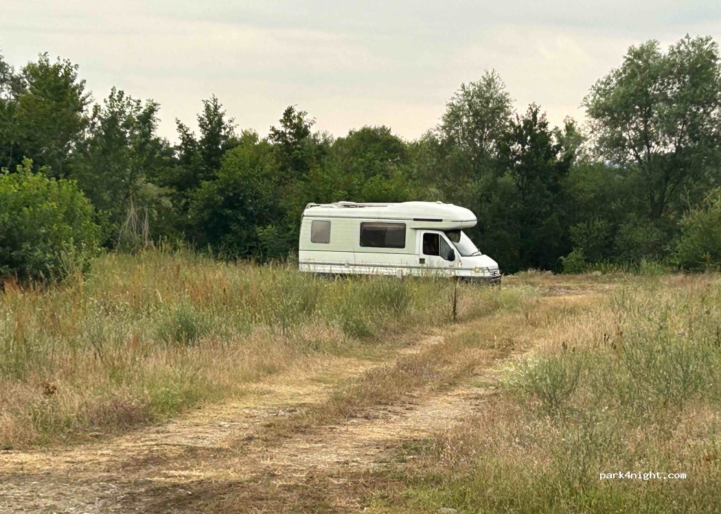 (417360) Fughiu - Unnamed Road — foto 3