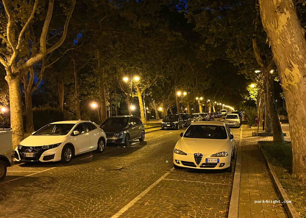 (34123) Trieste - 28 Viale Romolo Gessi — foto